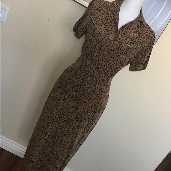 Robbie Bee Dresses & Skirts - 100% silk leopard dress